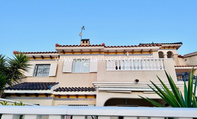 De location - Bungalow à l'étage - Orihuela Costa - Playa Flamenca