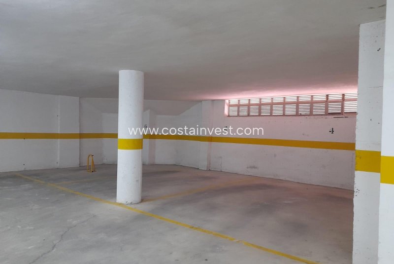 Garage/Place de parking - Revente - Torrevieja - Playa de los Naúfragos